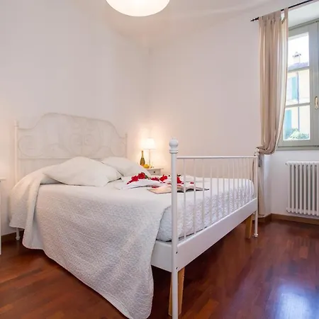 Sleeps 2 * Varenna
